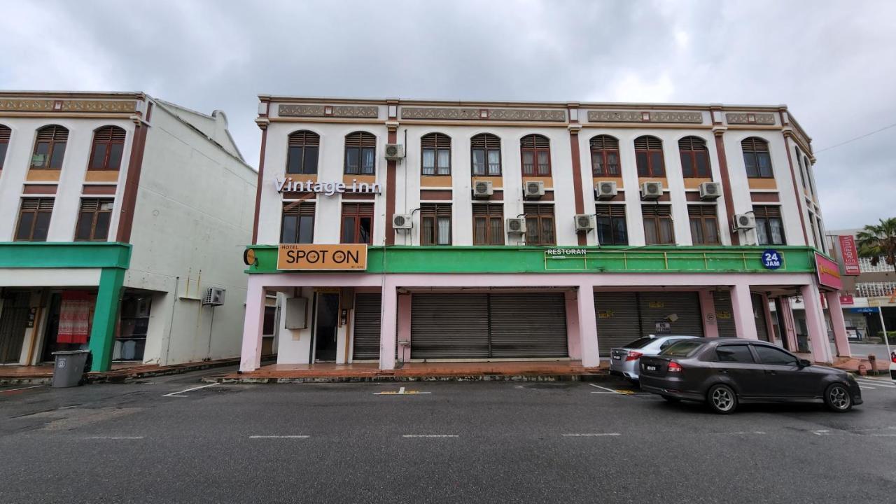 Vintage Inn Malacca Exterior photo